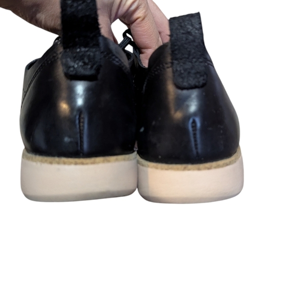 Clarks Tri Etch Sneaker size 8 Comfy Business Casual - Picture 5 of 6